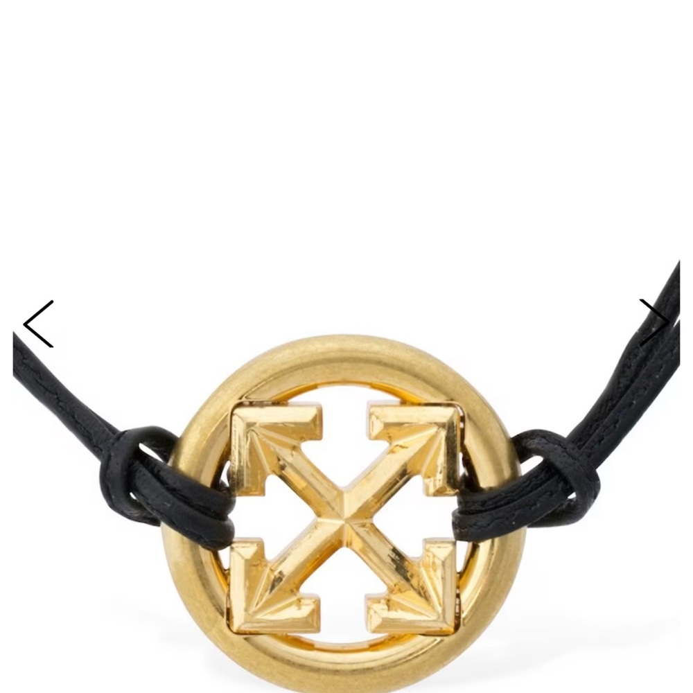 Off-White
Arrow leather necklace